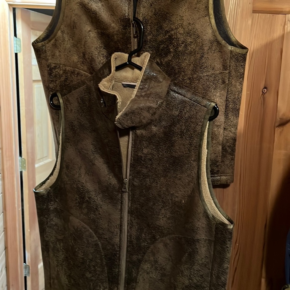 Mens new faux fur lined vest